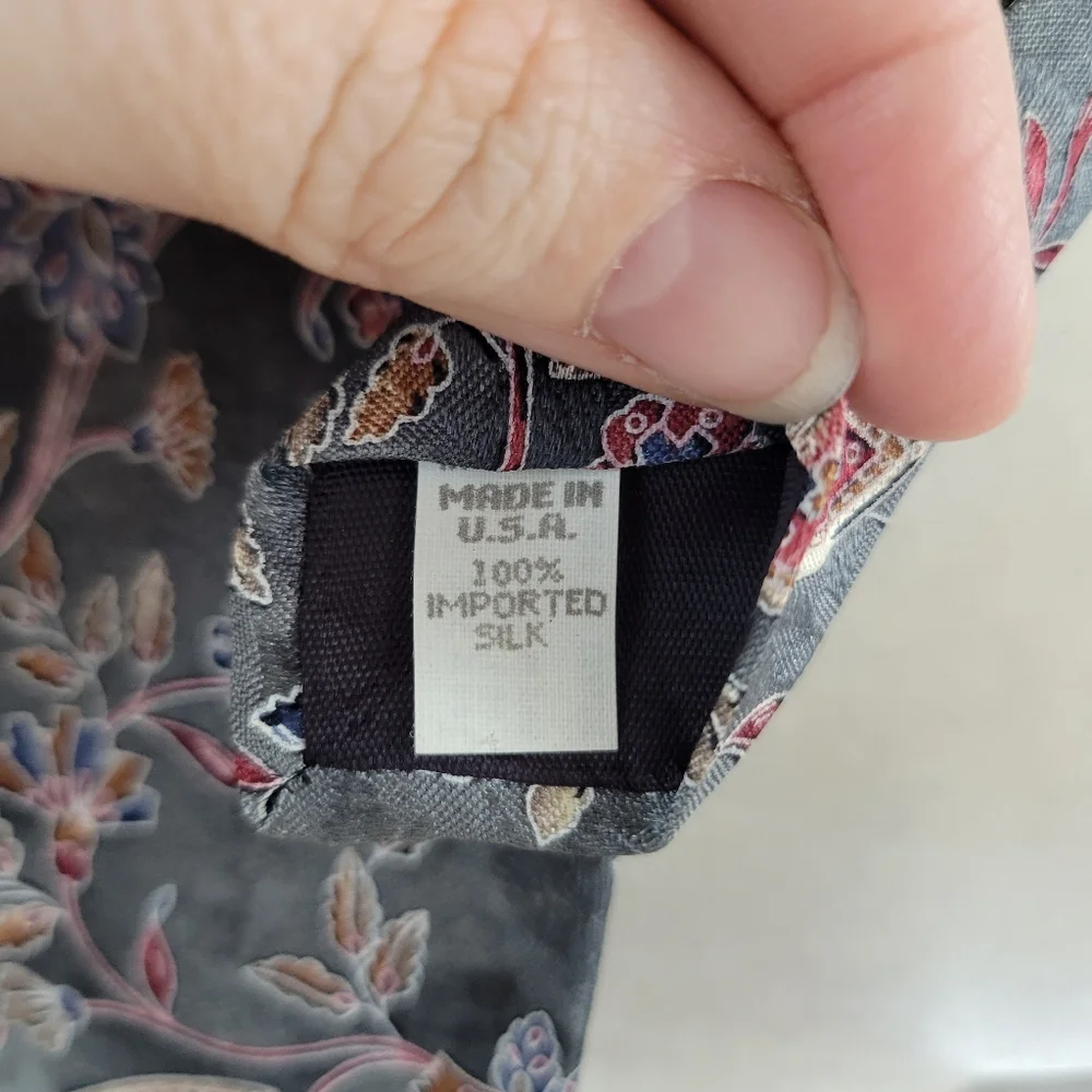 OSCAR DE LA RENTA grey paisley floral men's silk office formal necktie